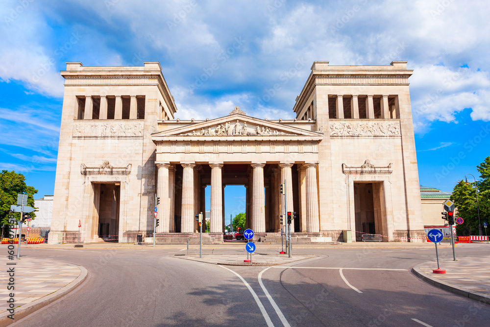 Fototapeta premium Propylaea city gate in Munich, Germany