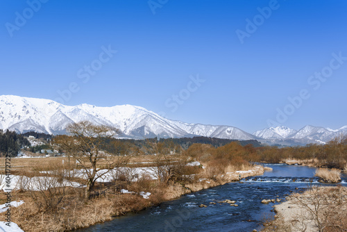 積雪時期の日本の渓流フライフィッシング