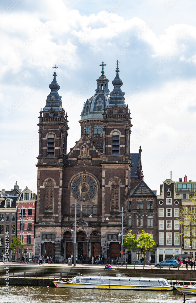 Basilica of Saint Nicholas (
Basiliek van de Heilige Nicolaas) Amsterdam