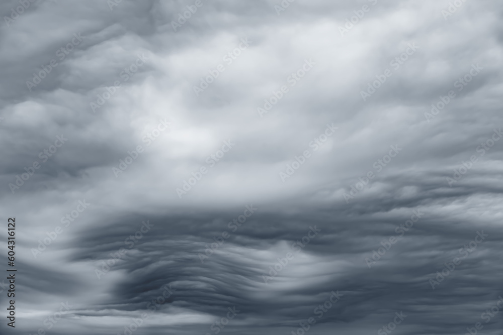 Obraz premium Gray storm clouds in the sky