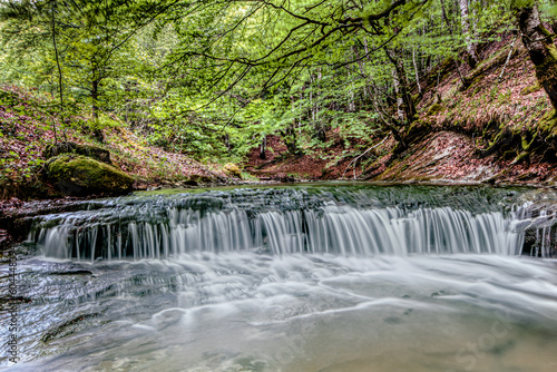 Cascada en la selva de Irati