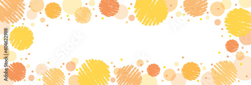 クレヨンサークルと水玉模様の横長背景 バナー フレーム /黄色