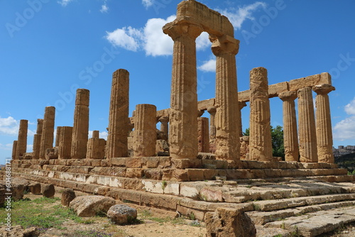 Fotografiet Archaeological sites of Agrigento, Sicily Italy