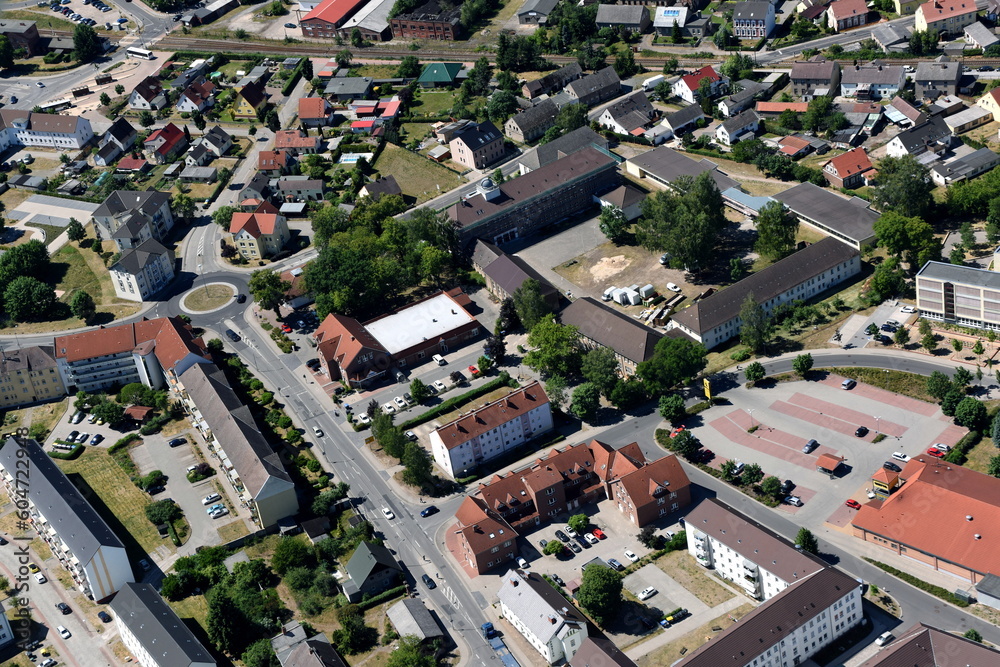 Torgelow, altes Gymnasium und Karlsfelder Straße 2016