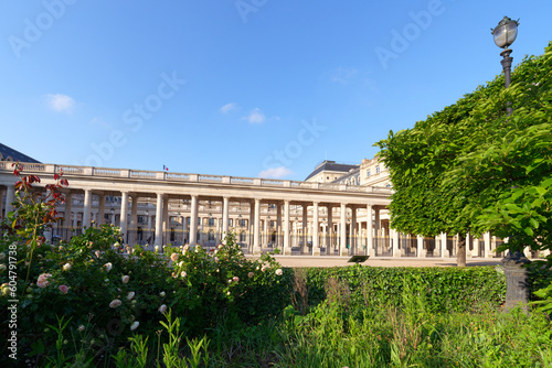The garden of the Palais-Royal in Paris city © hassan bensliman