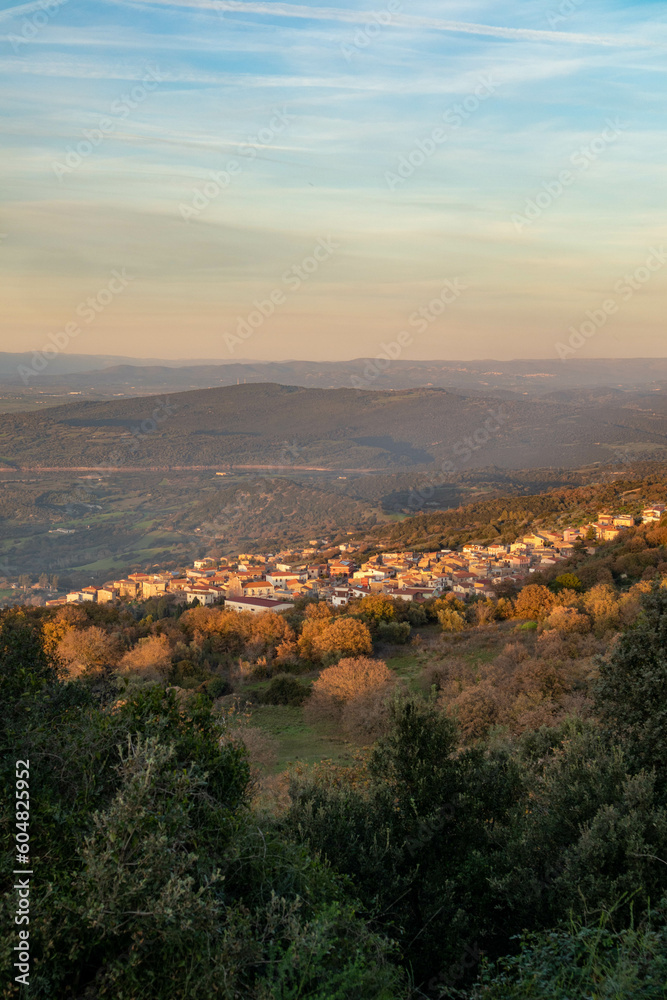 Tramonto visto dal territorio di Sorradile, provincia di Oristano, Sardegna