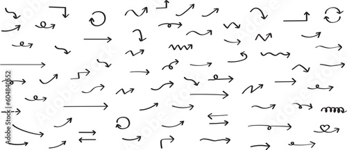 かわいい手書きの矢印セット　   Hand drawn cute vector arrows set