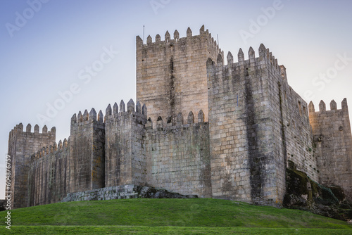 Obraz na płótnie 10th century castle in Old Town of Guimaraes city, Portugal w salonie