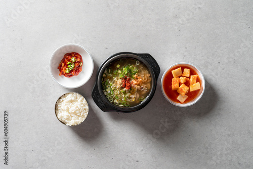 Bean sprouts, rice soup, pork, meat, Tongyeong, oysters, bibimbap, Korean food,