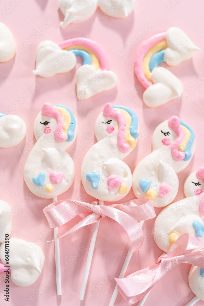 Unicorn meringue pops Unicorn meringue pops