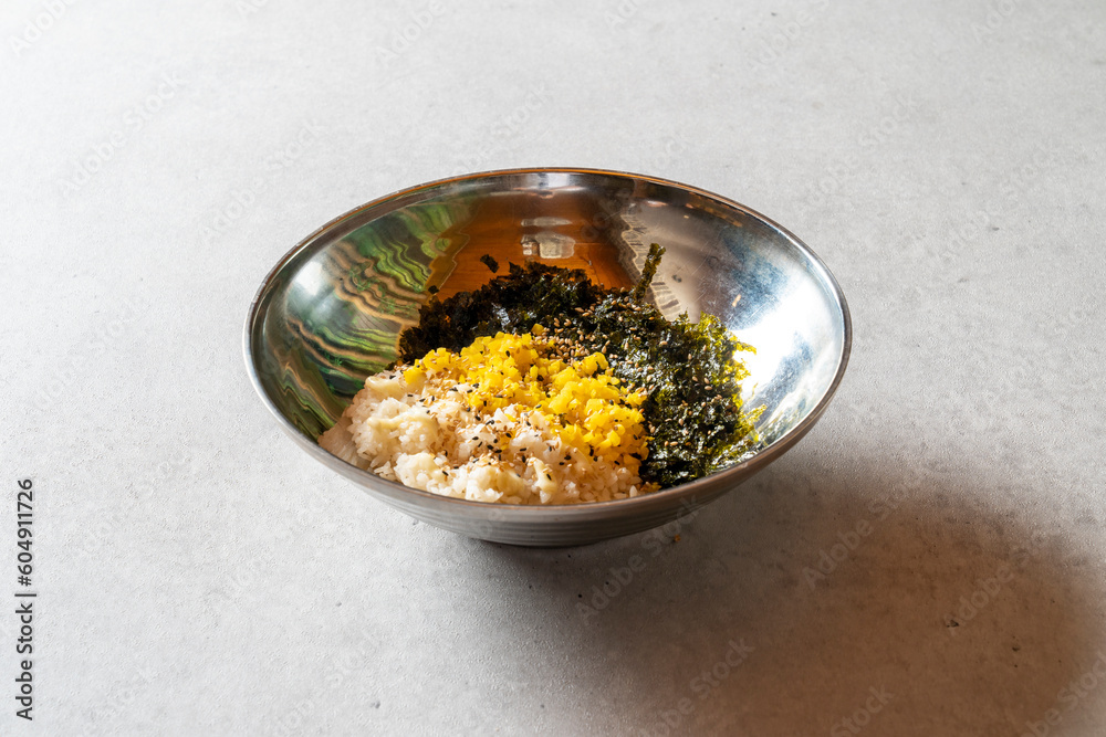 Jokbal, pork feet, steamed, salted oysters, spicy, noodles, garlic