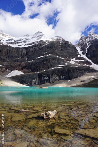 Fototapeta Naklejka Na Ścianę i Meble -  turquoise lake in the mountains