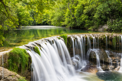 Cascade de la Vis à hauteur de Saint-Laurent-le-Minier en longue exposition