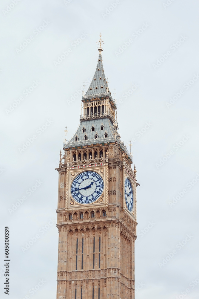 Big Ben Clock Tower and House of Parliament, London, England, UK, cloudy sky