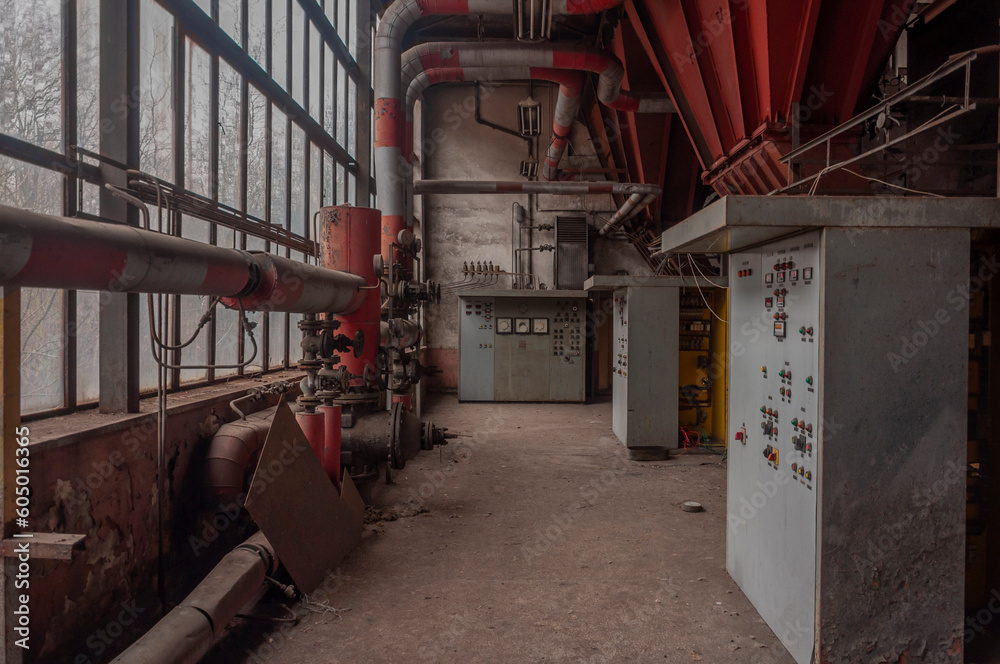 Naklejka premium Forgotten Forge: Unveiling Poland's Hidden Military Boiler Room in the Heart of the Forest