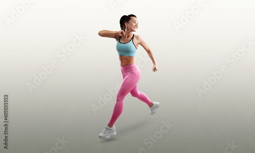 Fit and healthy sporty young woman in sportswear © BillionPhotos.com