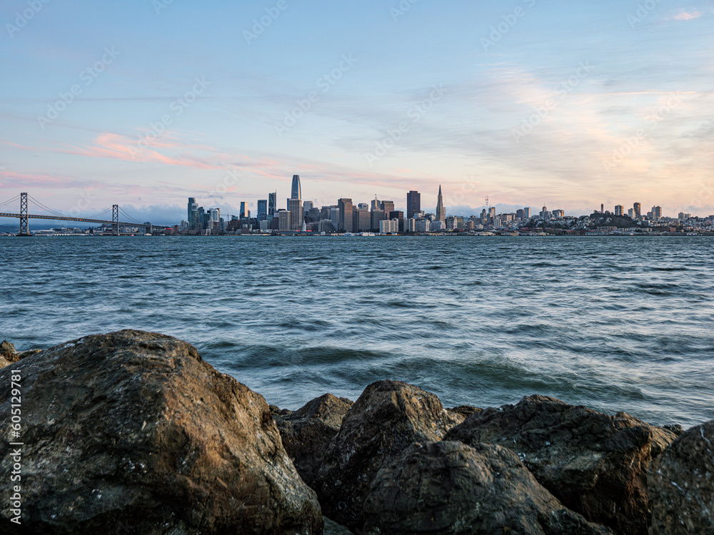 san francisco skyline at sunset