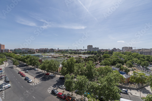 Views of an avenue, a park and a sports area © Toyakisfoto.photos