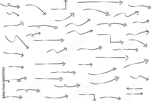 かわいい手書きの矢印セット　   Hand drawn cute vector arrows set