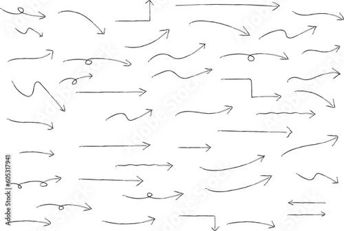 かわいい手書きの矢印セット　   Hand drawn cute vector arrows set