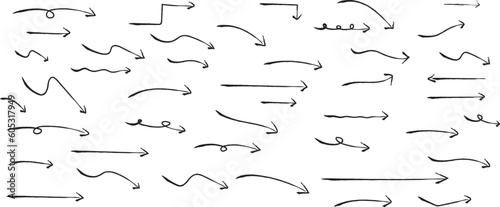 かわいい手書きの矢印セット　   Hand drawn cute vector arrows set