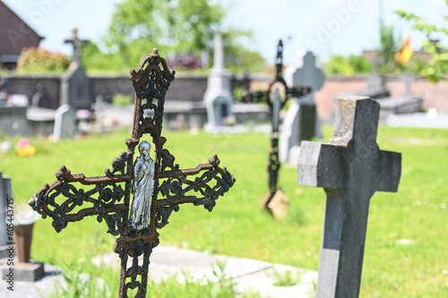 religion catholique mort cimetiere croix christ