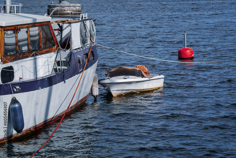 Obraz premium boat in the harbor
