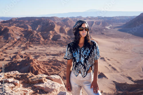 Slika na platnu portrait mid adult woman at the Moon Valley viewpoint in San Pero de Atacama