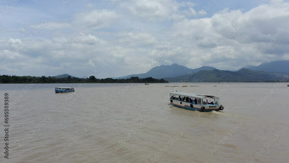 PATZCUARO LAKE BOATS NEAR JANITZIO ISLAND PATZCUARO LAKE BOATS NEAR JANITZIO ISLAND