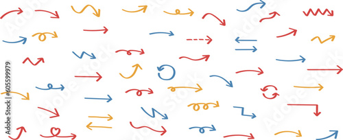 かわいい手書きの矢印セット　   Hand drawn cute vector arrows set