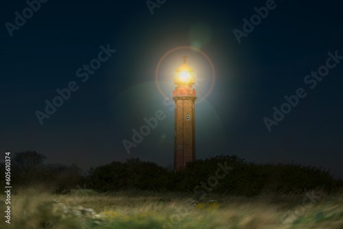 Leuchtturm Flügge bei Nacht