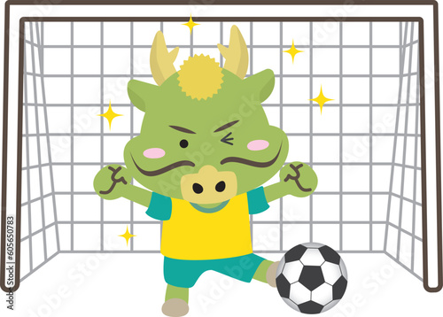 サッカーゴールを前にプレーする辰年のかわいい龍のイラスト