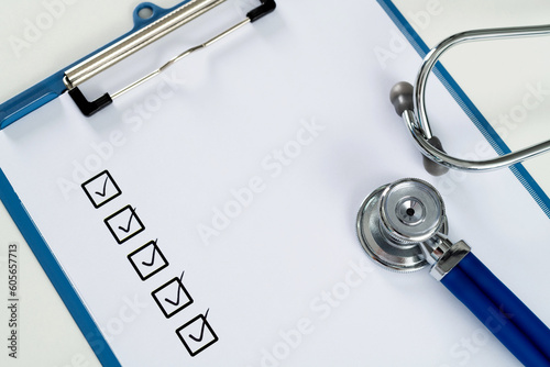 Quadro su tela Stethoscope on medicine check list