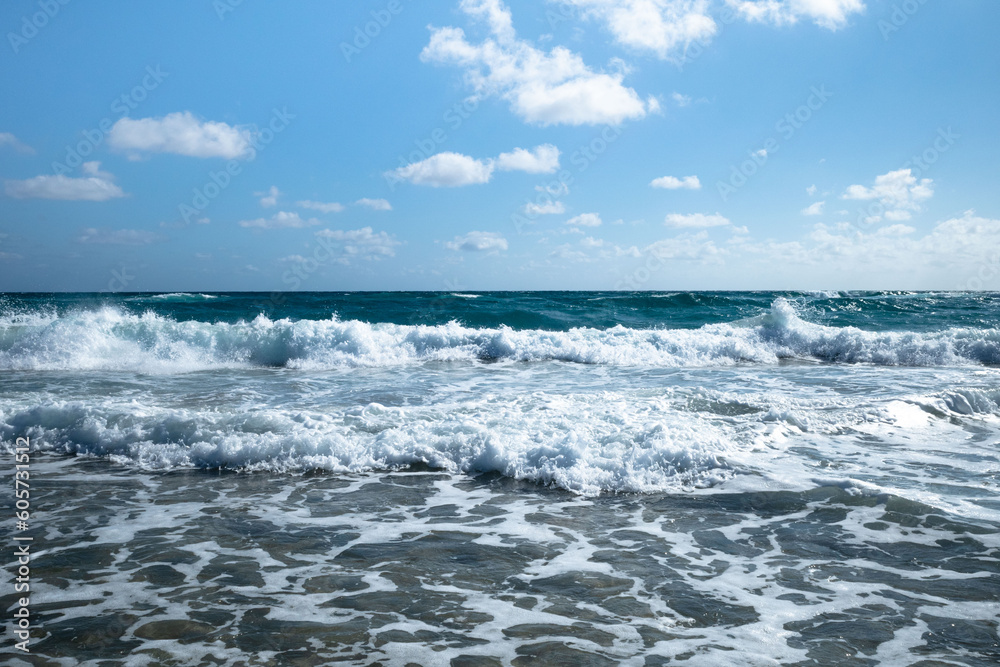 Fototapeta premium waves on the beach