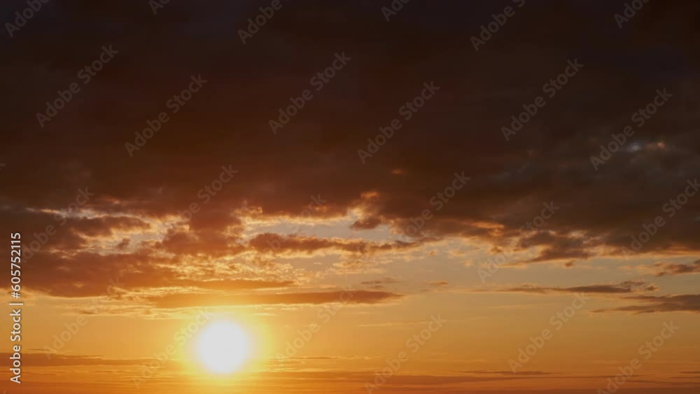The last rays of sunlight illuminated the clouds, turning them into a canvas of gold and bronze. The sky at sunset was a breathtaking sight, a stunning display of nature's beauty. The last rays of sunlight illuminated the clouds, turning them into a canvas of gold and bronze. The sky at sunset was a breathtaking sight, a stunning display of nature's beauty.