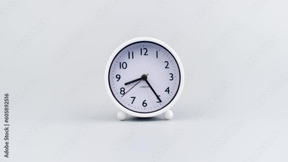 time lapse clock Clock speeds up, the concept of time. value of time Clockwise turning time lapse clock Clock speeds up, the concept of time. value of time Clockwise turning