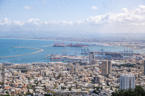 The cityscape of Haifa city and metropolitan area © Cavan