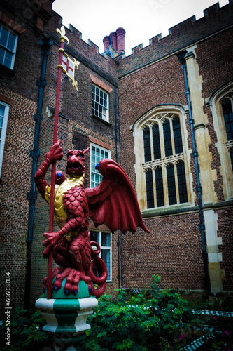sculpture in the courtyard of hampton court