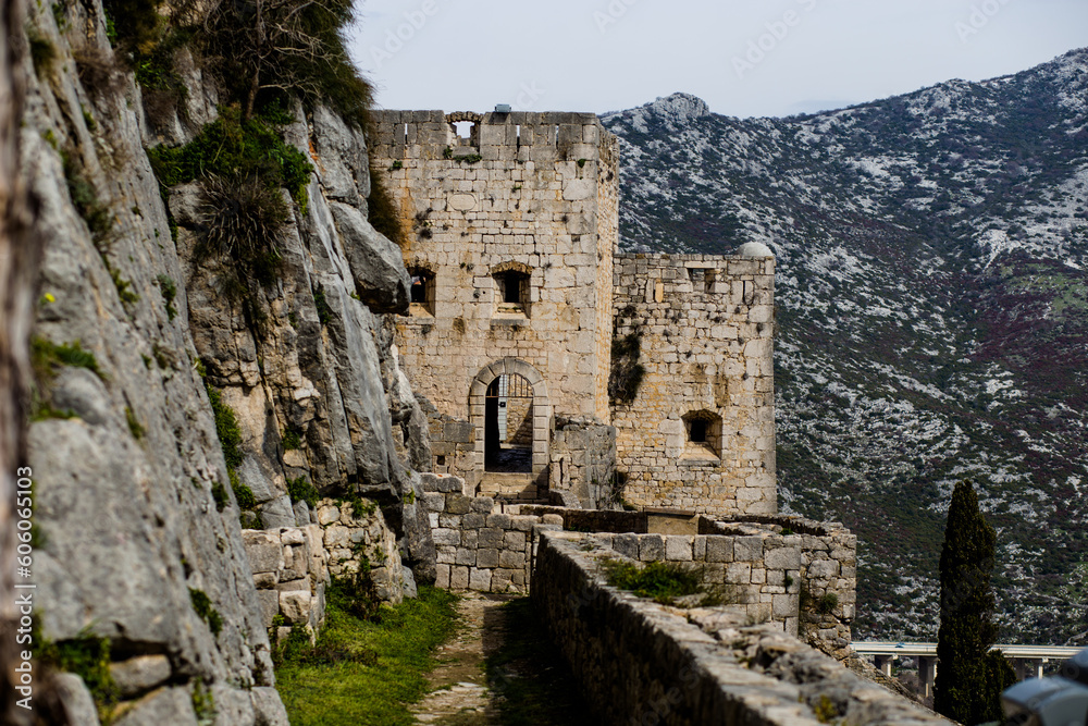 Die imposante Festung Klies: Ein historisches Meisterwerk