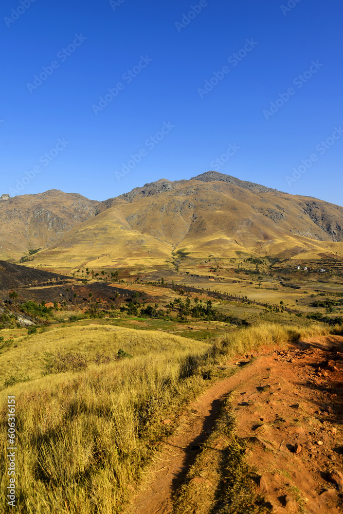 Paysage montagneux des hautes-terres de Madagascar
