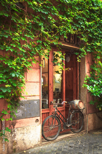 Canvas Print Alley of Trastevere in Rome
