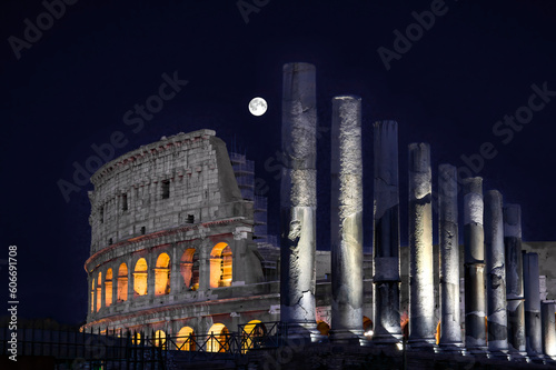 Pleine lune sur le Colisée