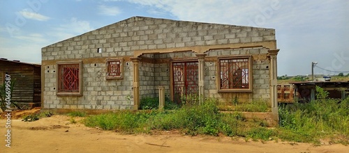 Maison inachevé quartier siafoumou pointe noire au Congo 