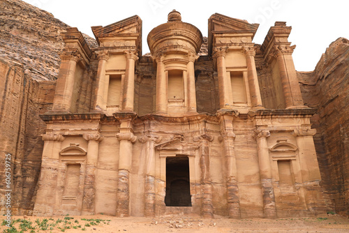 jordania petra ciudad perdida monasterio ad deir nabateo desfiladero rosa esculpida en la roca 4M0A1091-as23