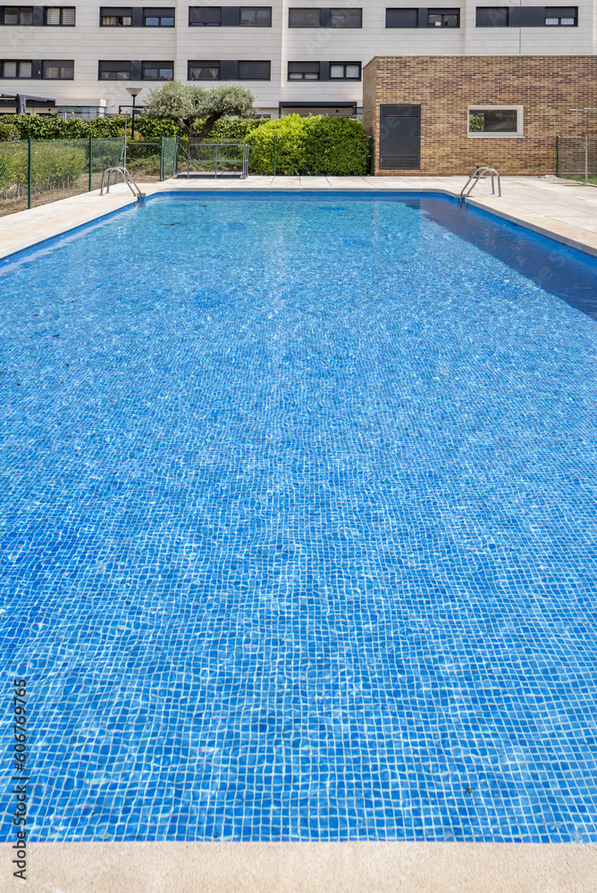 Obraz premium Pool of a community of neighbors