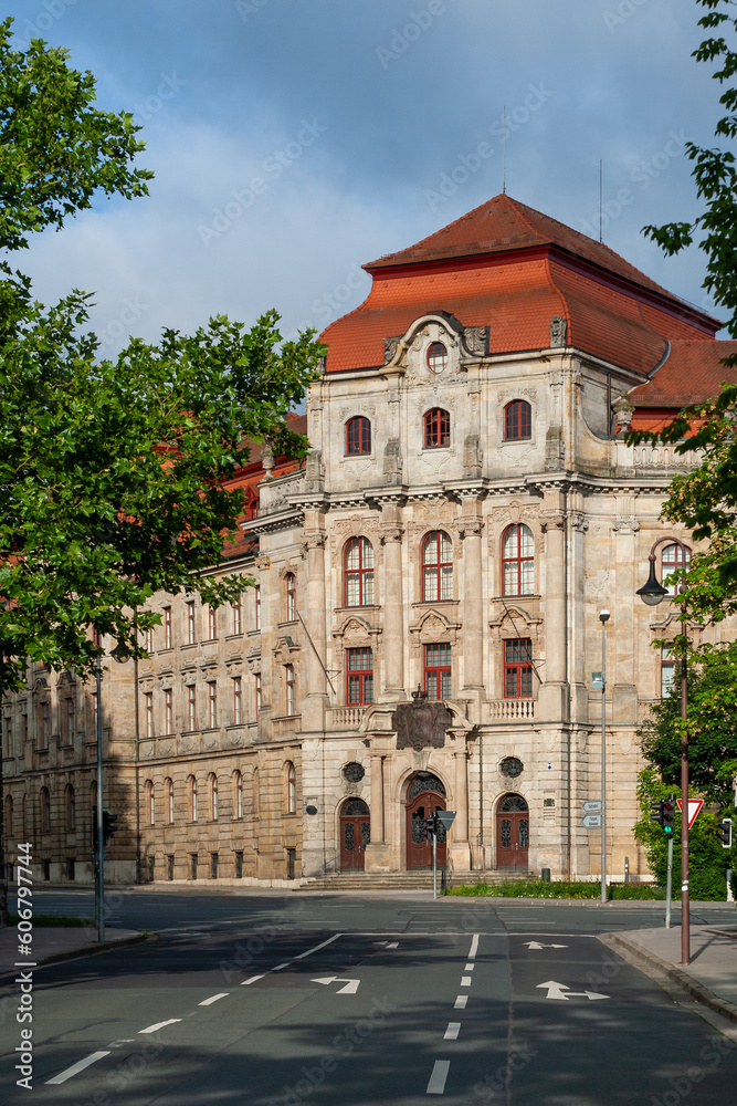 Historischer Justizpalast in der Festspielstadt Bayreuth (Oberfranken, Franken, Bayern)