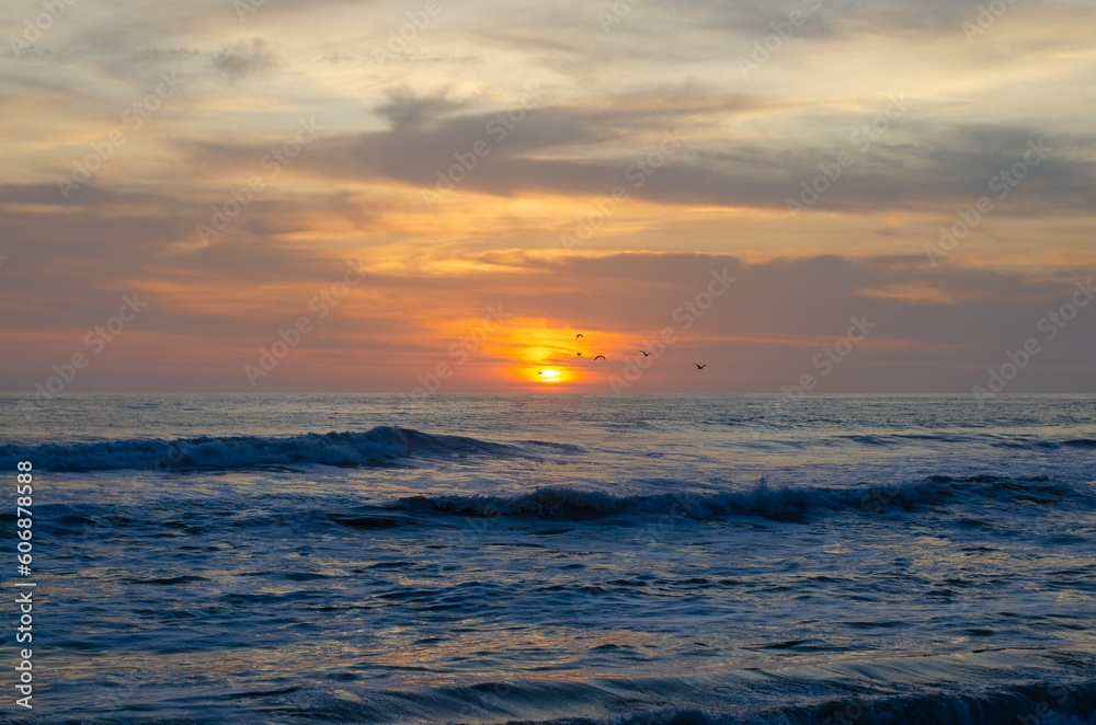Fototapeta premium Playa al atardecer