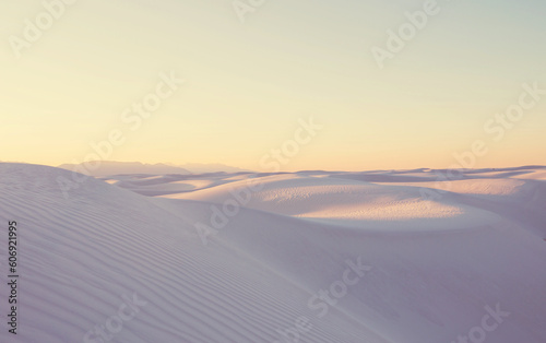 Fototapeta Naklejka Na Ścianę i Meble -  White sand dunes