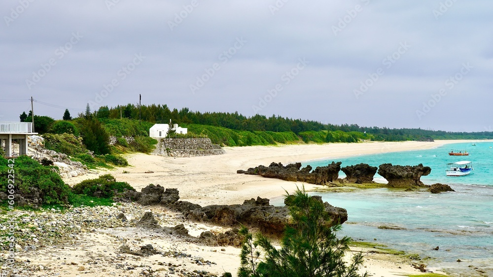 鹿児島県与論島の大金久海岸と百合が浜