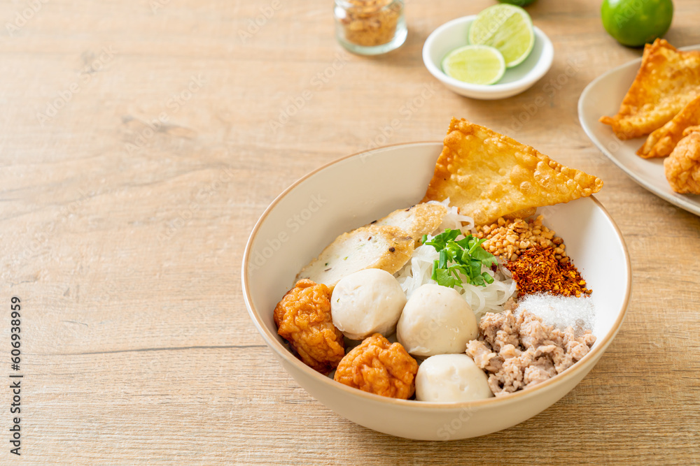spicy small flat rice noodles with fish balls and shrimp balls without soup spicy small flat rice noodles with fish balls and shrimp balls without soup